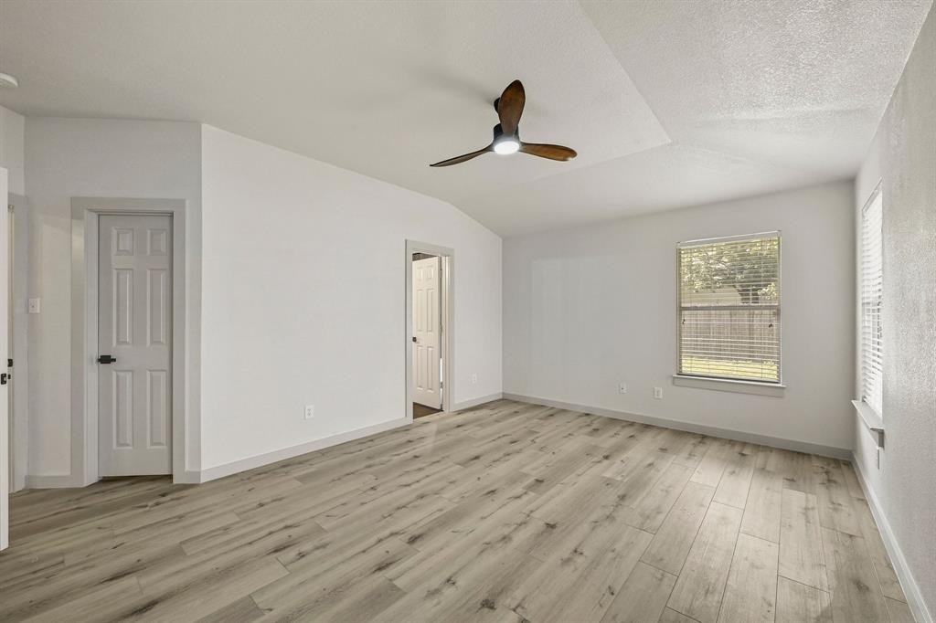 919 Flanagan Dr #1 - Photo 6 of 10
