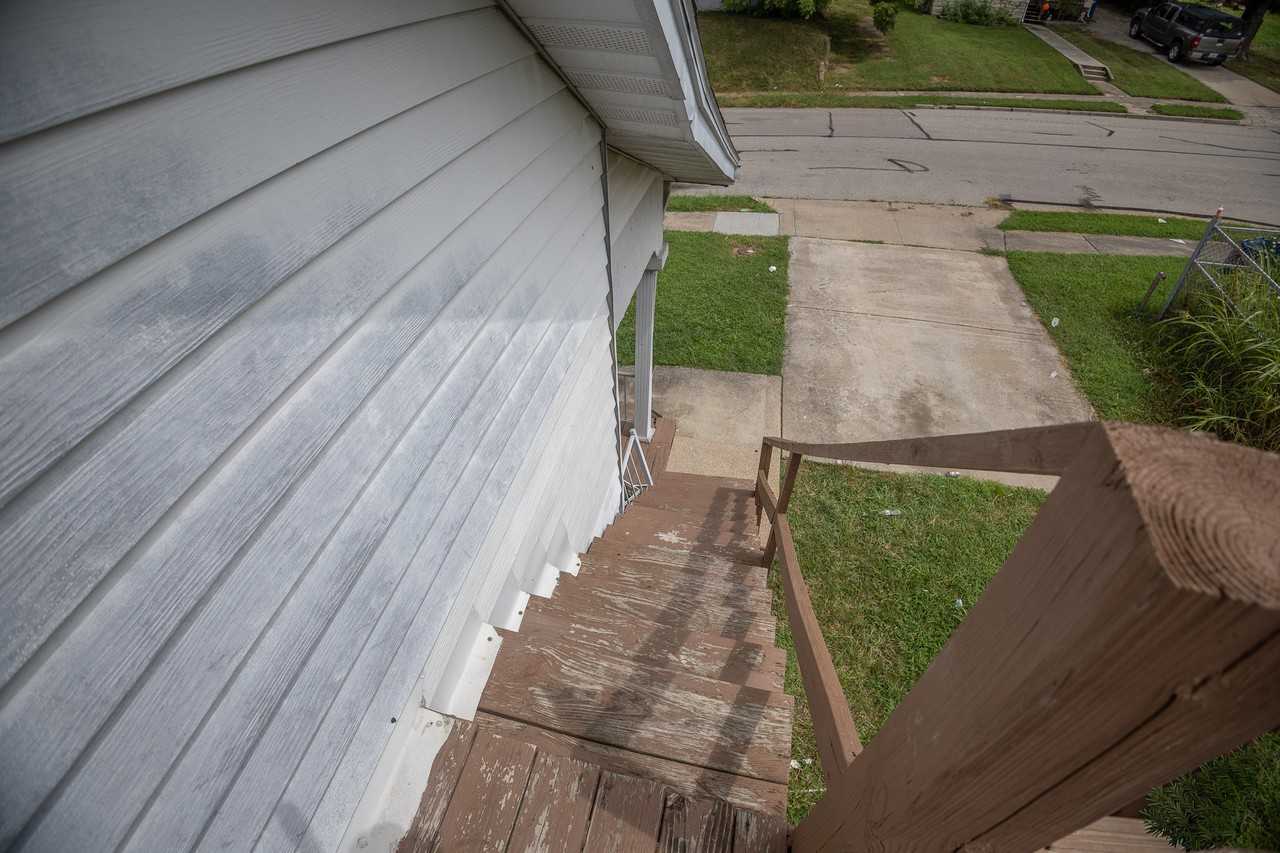 1112 E Miller St #B - Photo 3 of 18