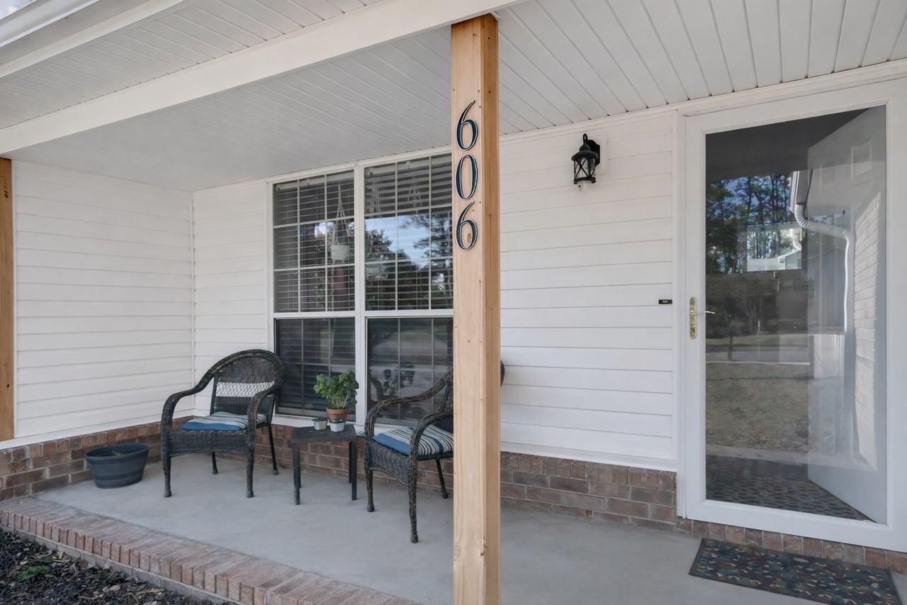 606 Windhaven Dr #1 - Photo 5 of 45