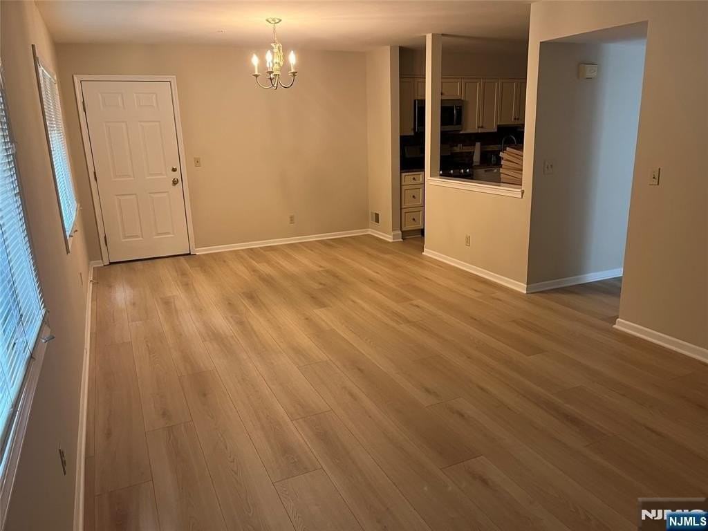 118 Orchard Park - Photo 5 of 6