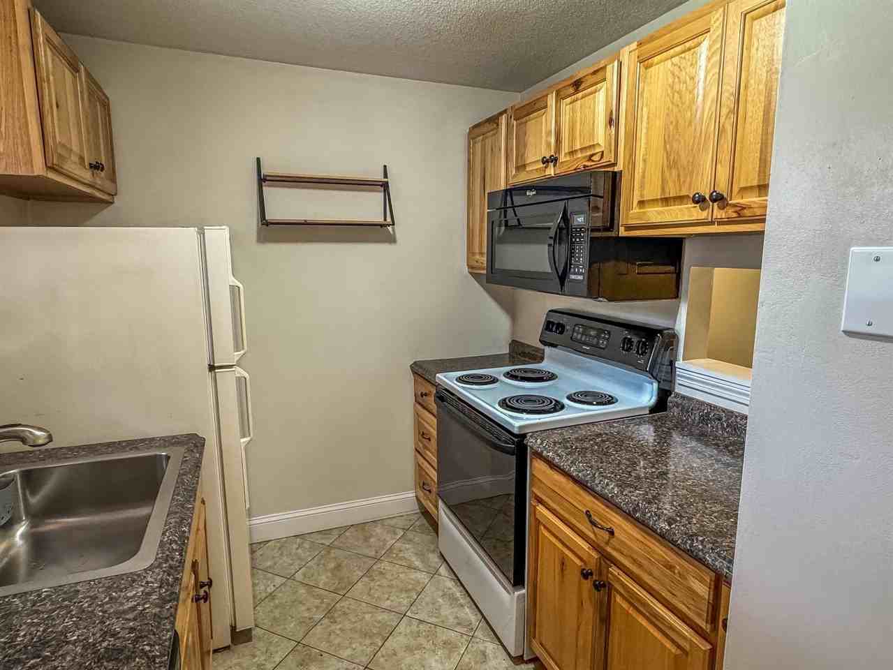 710 Main St #21 - Photo 3 of 14