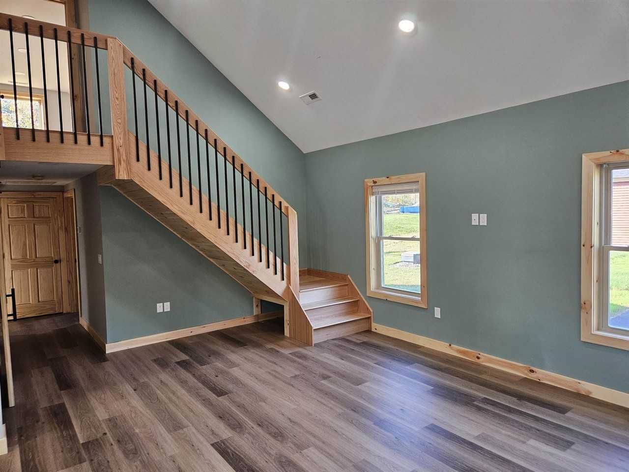 23 Steele Dr #23 - Photo 3 of 21