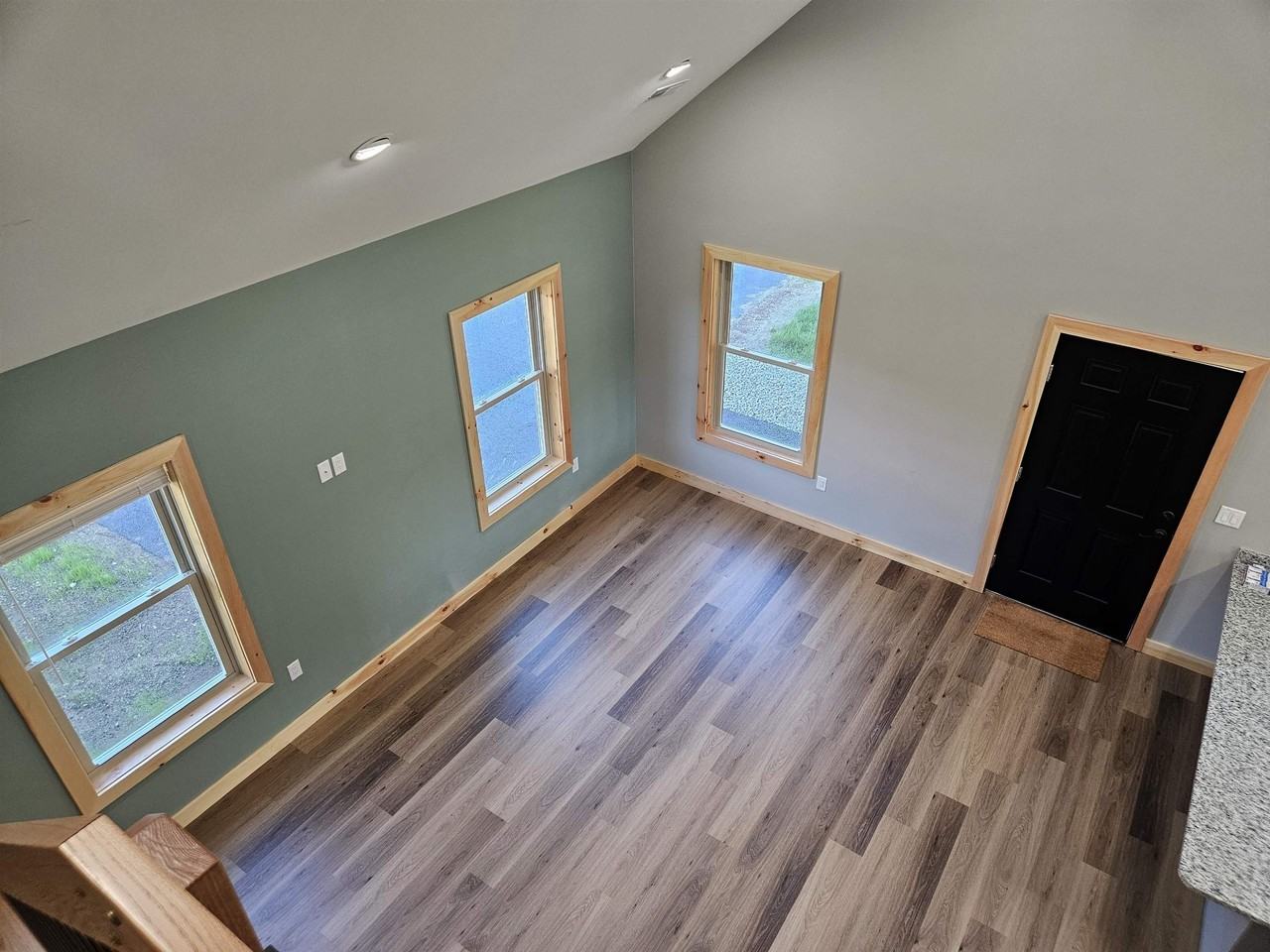 23 Steele Dr #23 - Photo 4 of 21