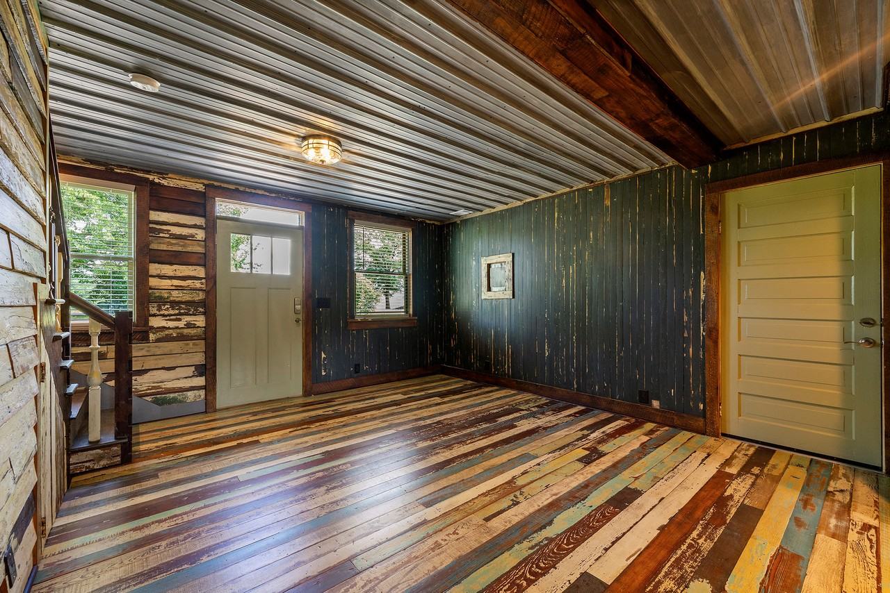 953 W Shadburn Ave #1 - Photo 4 of 21