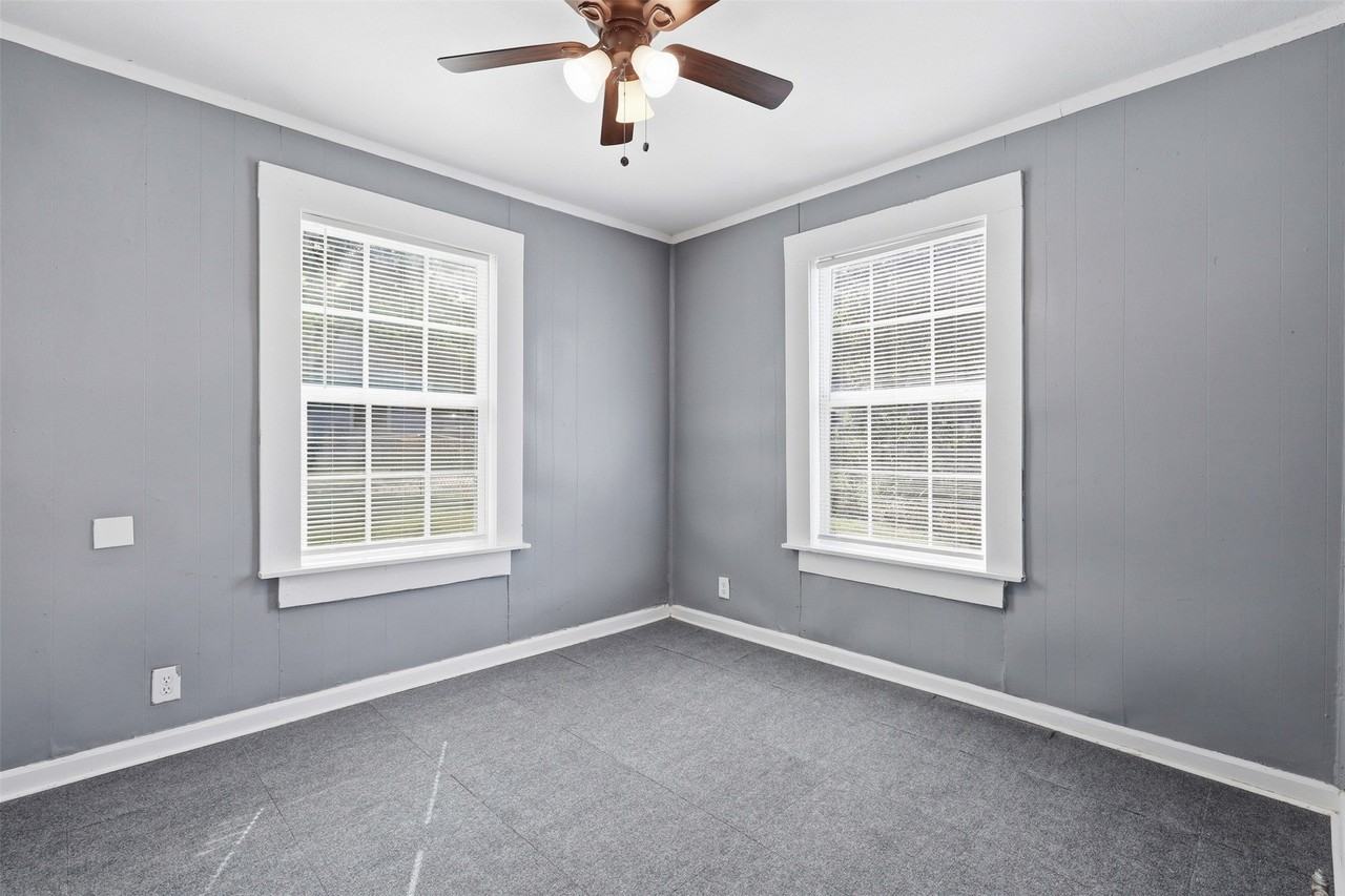 808 Mill St - Photo 7 of 25