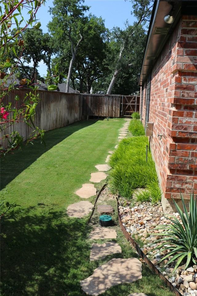 326 Saddle Tree Trl - Photo 2 of 36