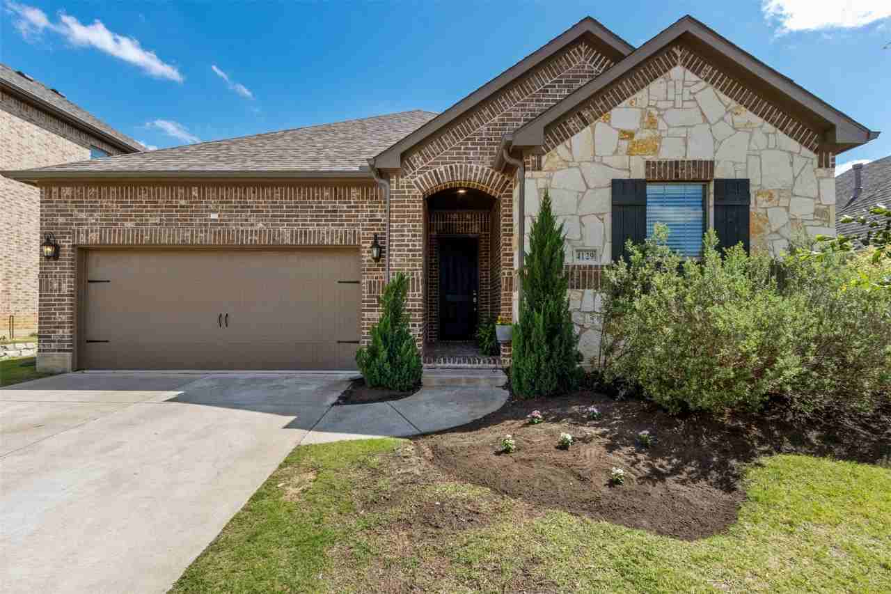 4129 Angelina Dr - Photo 4 of 34