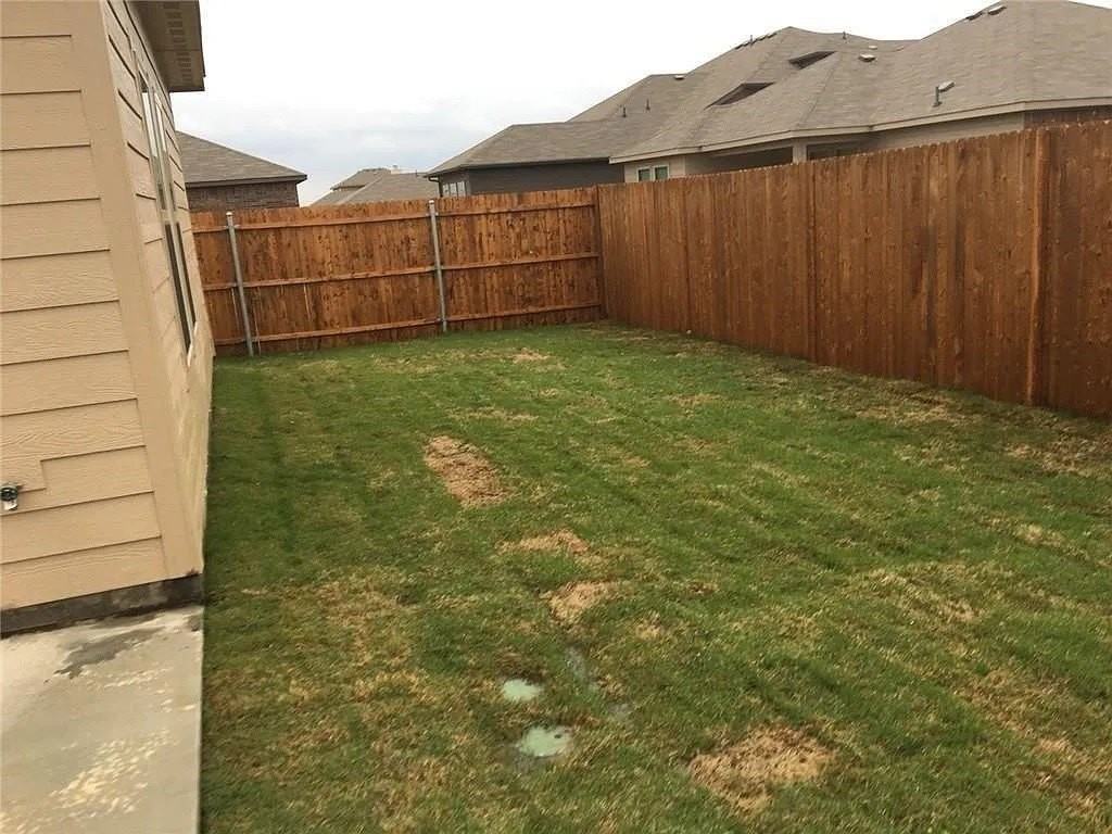 309 Lead Creek Dr - Photo 4 of 22