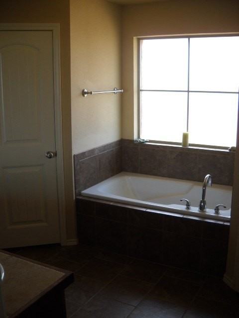5626 Cinderella Ln - Photo 6 of 14