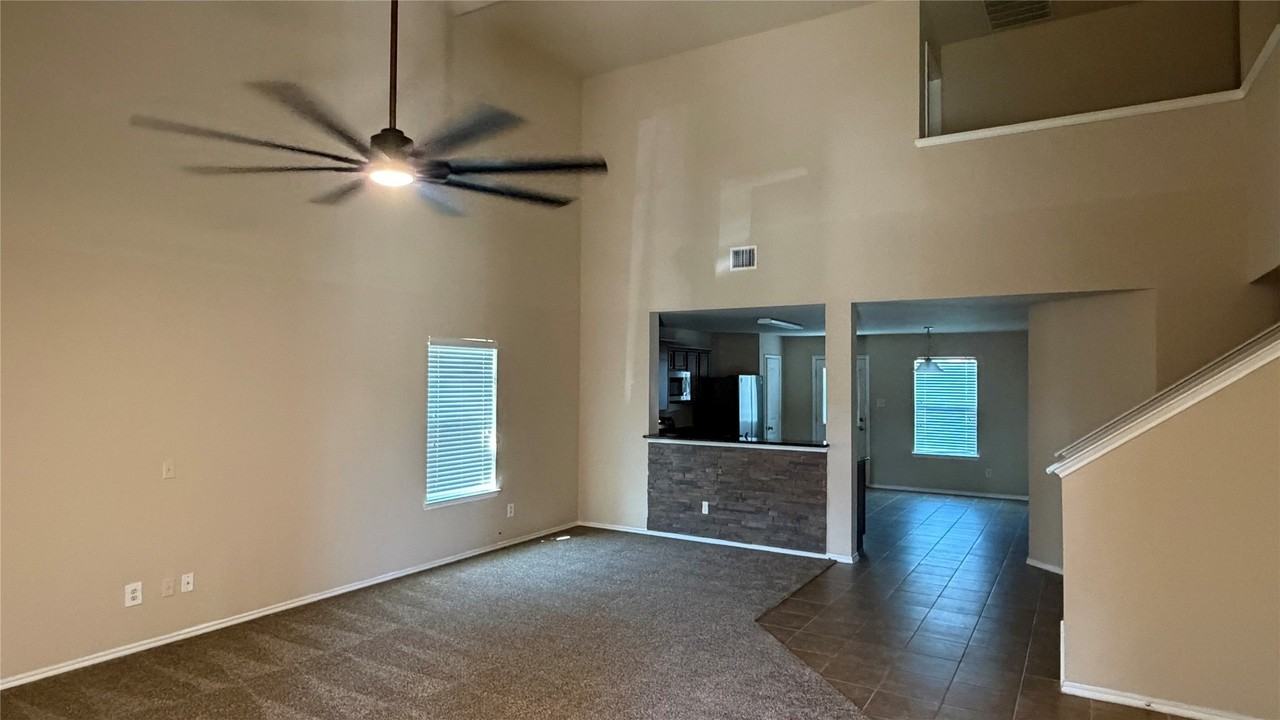 3311 Stratford St - Photo 2 of 29