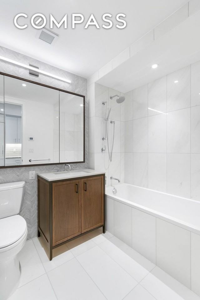 10 Malcolm X Blvd #6B - Photo 5 of 15