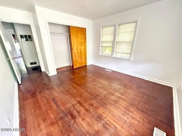 2631 E Vandalia St - Photo 5 of 9