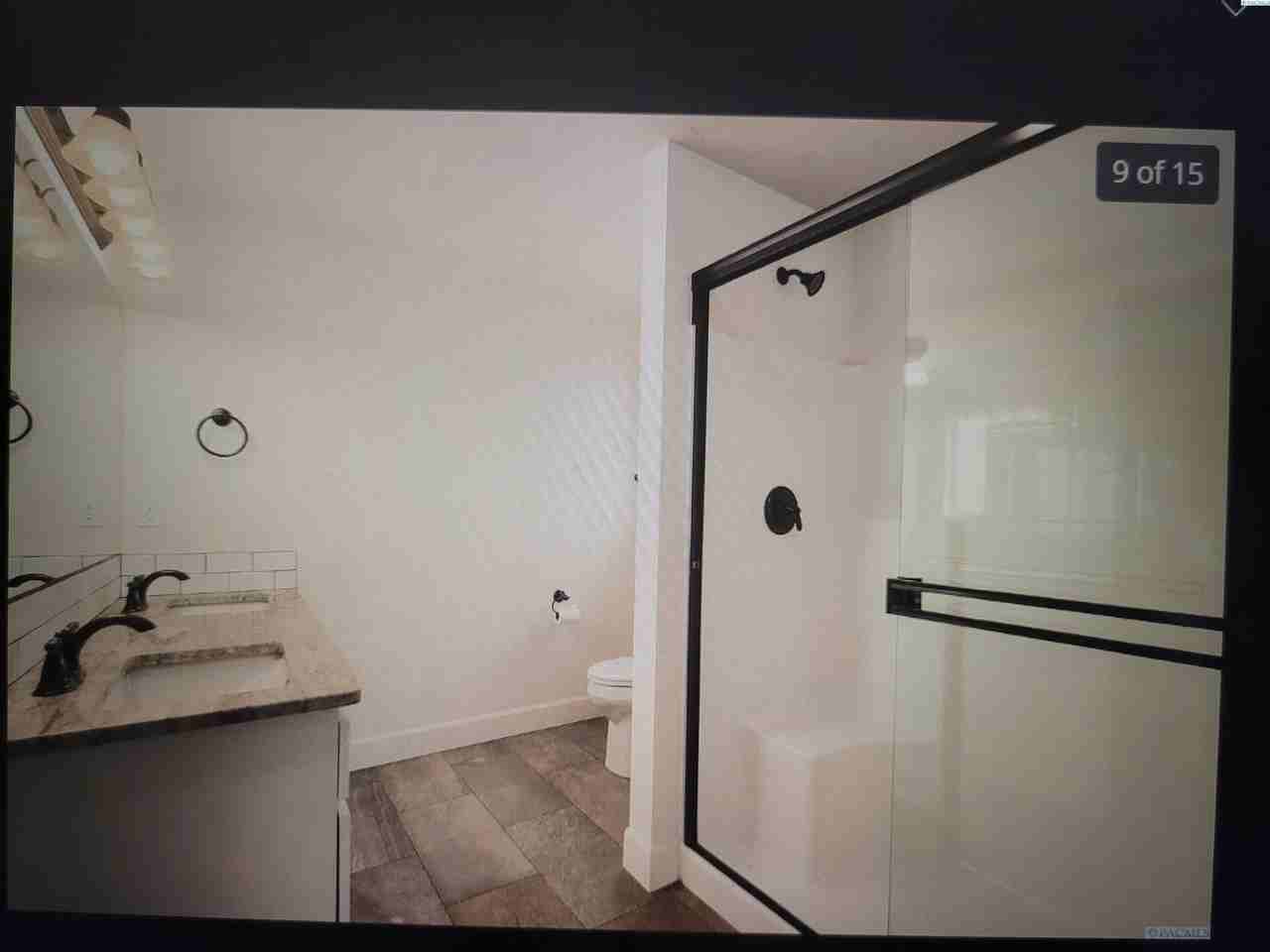 8913 Aldridge Ct - Photo 6 of 7