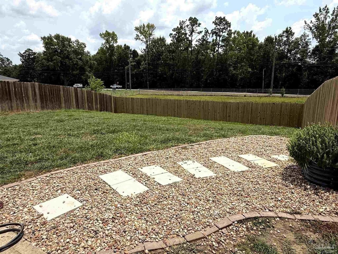 1719 Paisleigh Dr - Photo 7 of 32