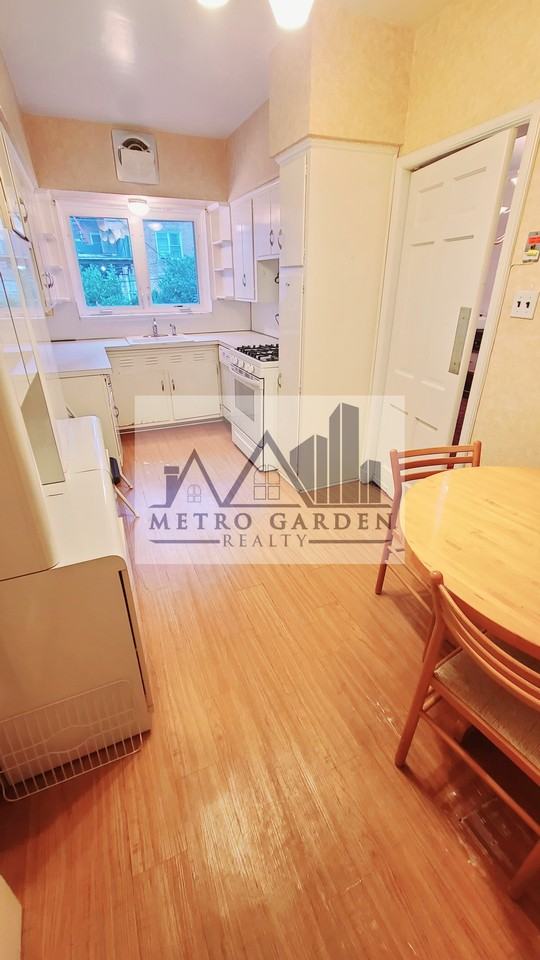 105-39 65th Road - Photo 6 of 20