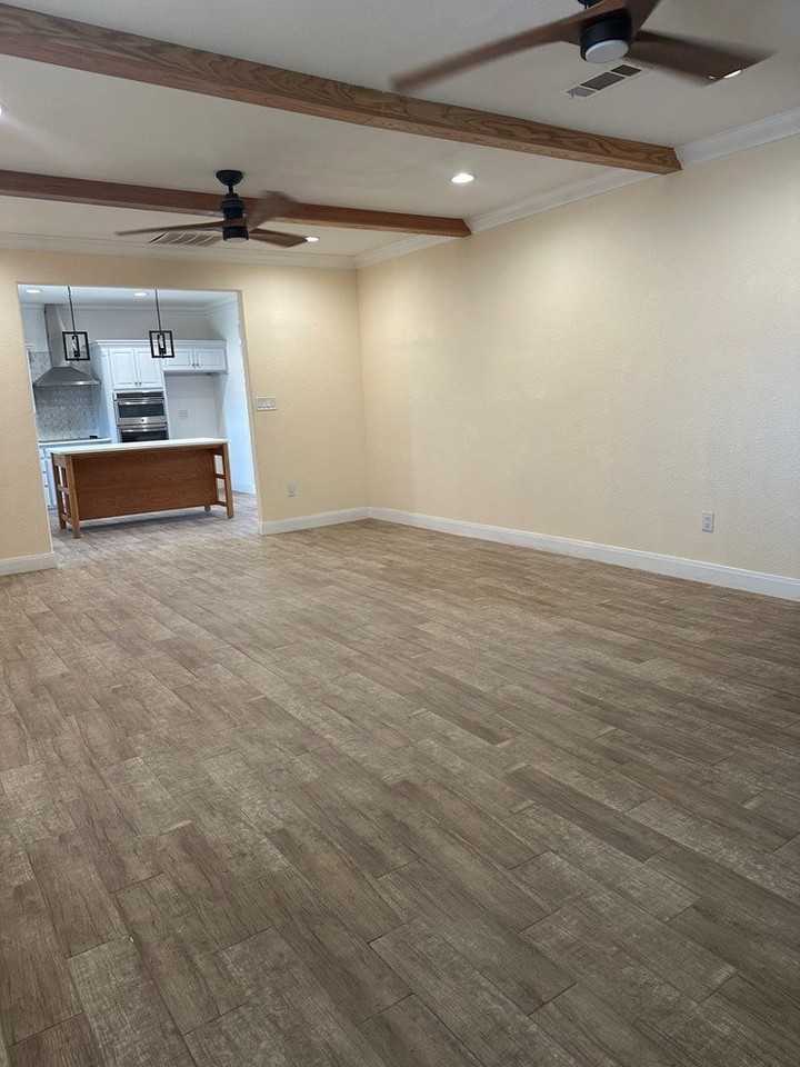 12057 E Us Highway 158 - Photo 2 of 23