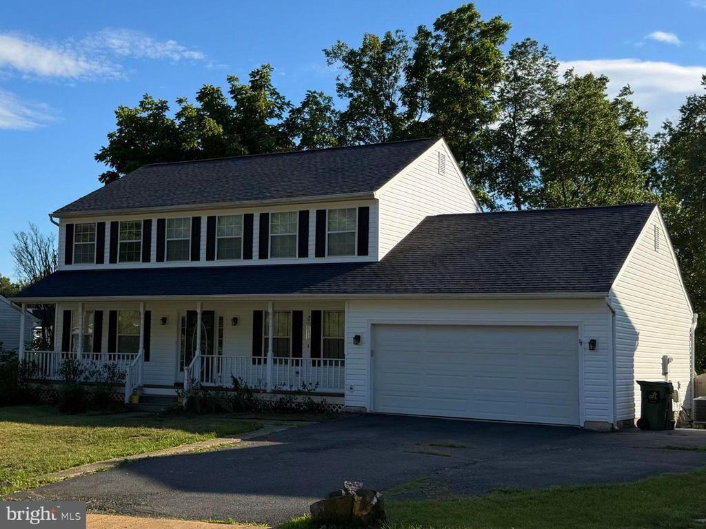 50 Dorothy Ln