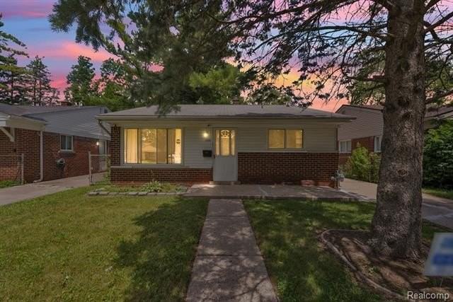 25636 Norfolk St - Photo 2 of 26