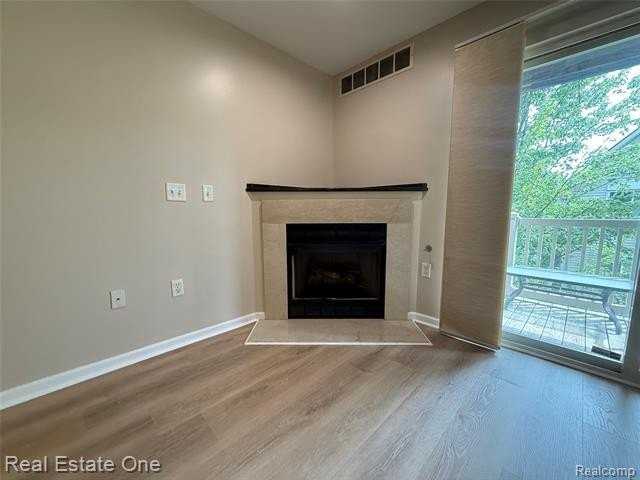 862 Brandon Ave - Photo 5 of 19
