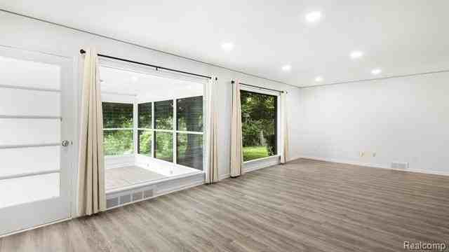 4845 Keithdale Ln - Photo 4 of 36