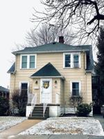 featured image of 767 Riverbank St