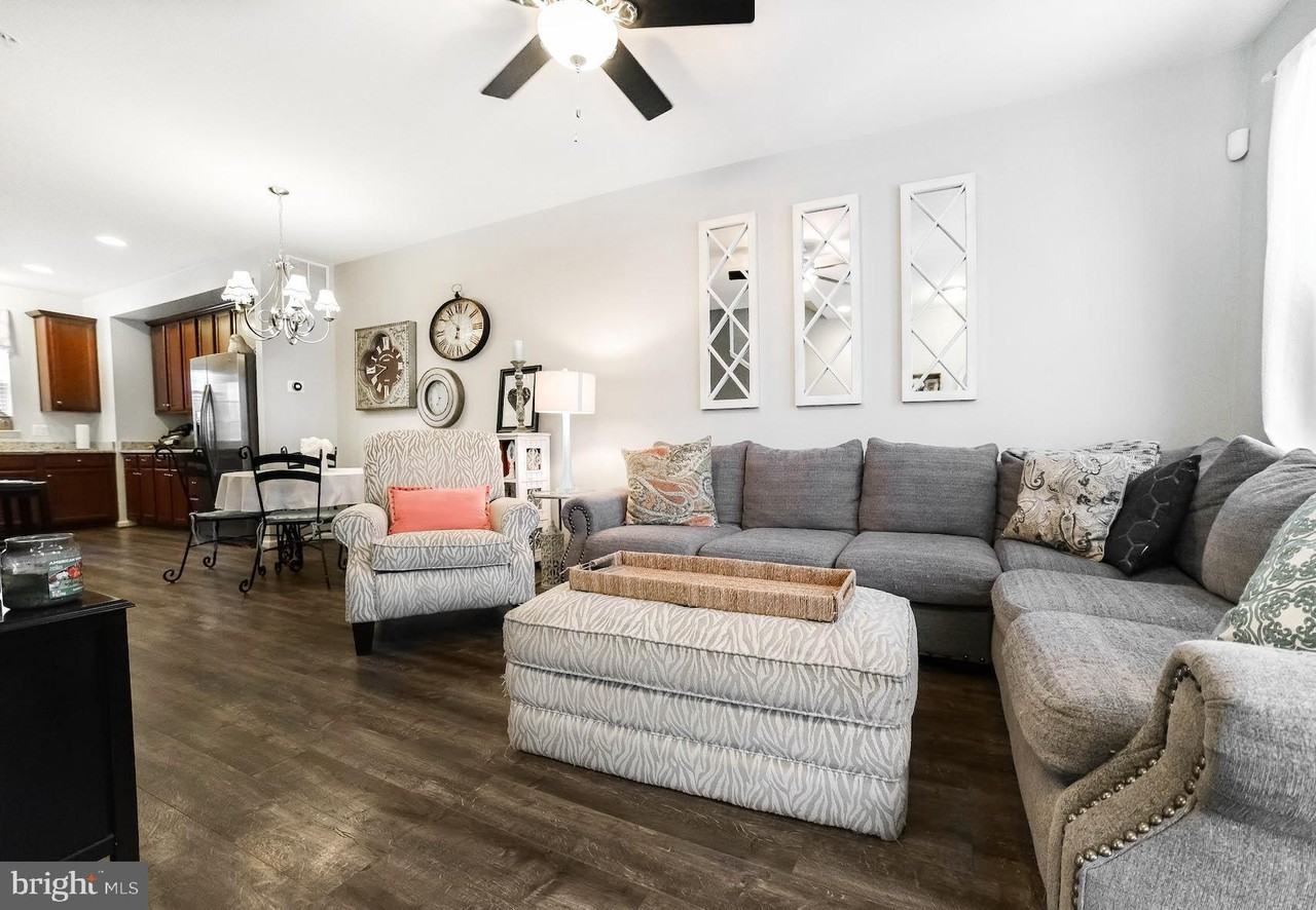 23208 Starry Way - Photo 3 of 44