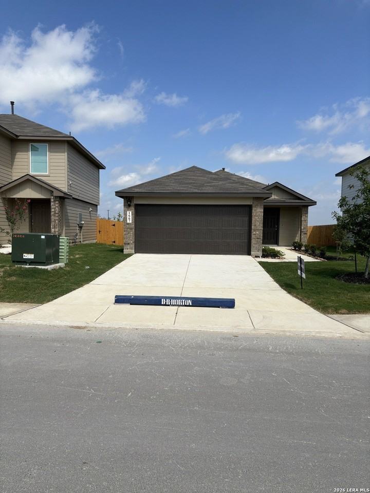 1667 House Finch Dr - Photo 2 of 27