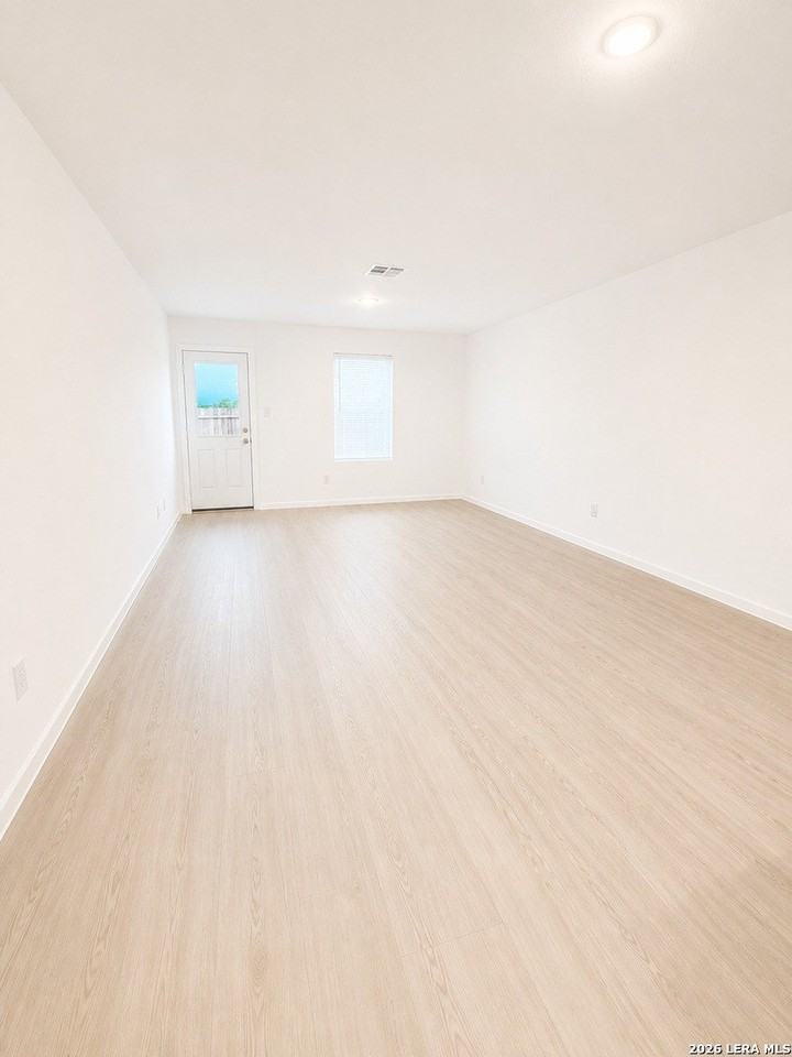 6510 Dali Bnd - Photo 7 of 22