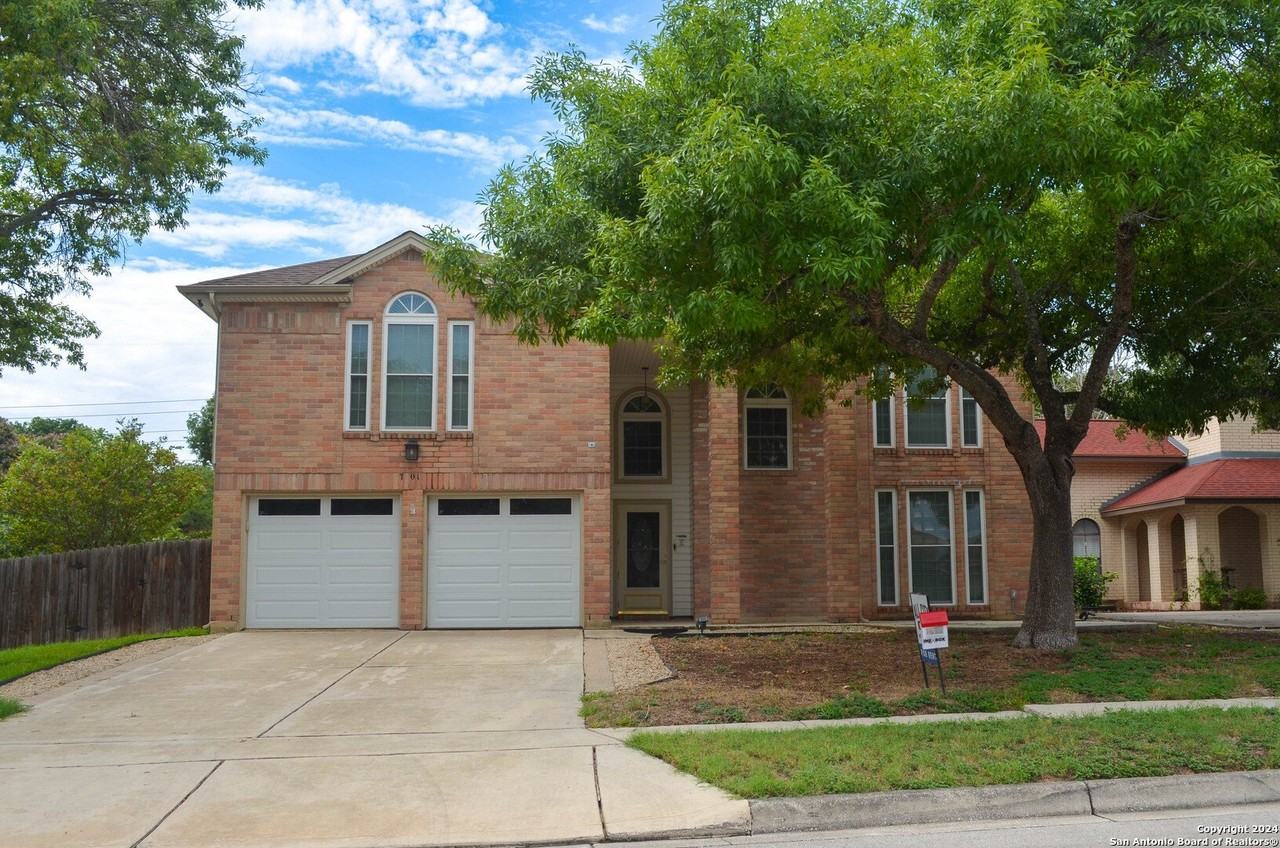 7501 Forest Echo