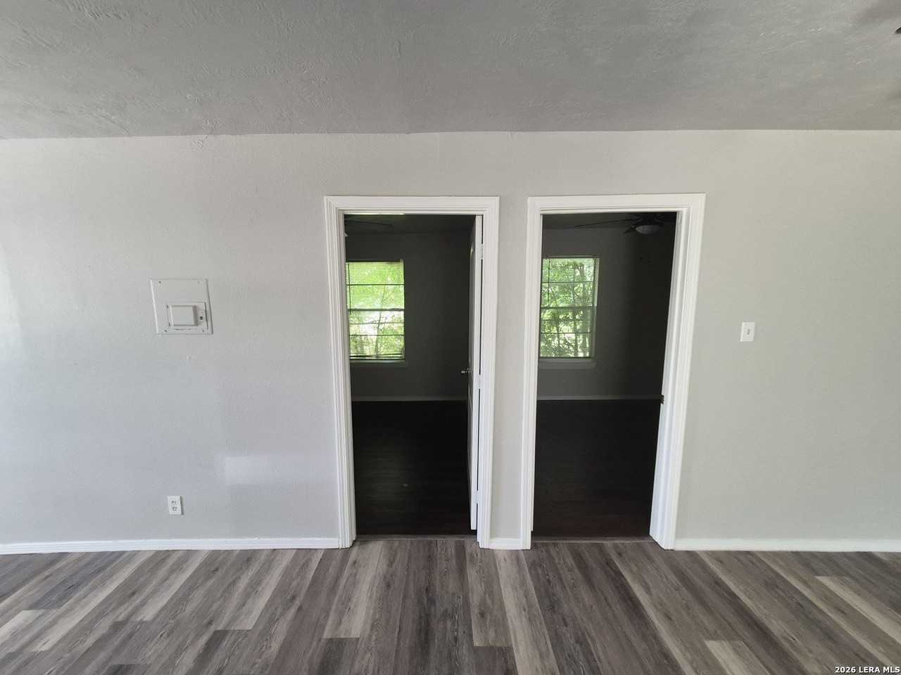 3723 W Martin St - Photo 5 of 18