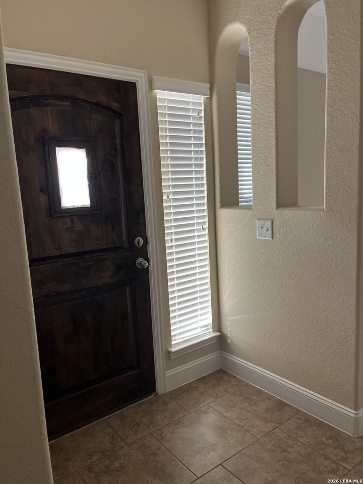 1871 Baron Dr - Photo 5 of 25