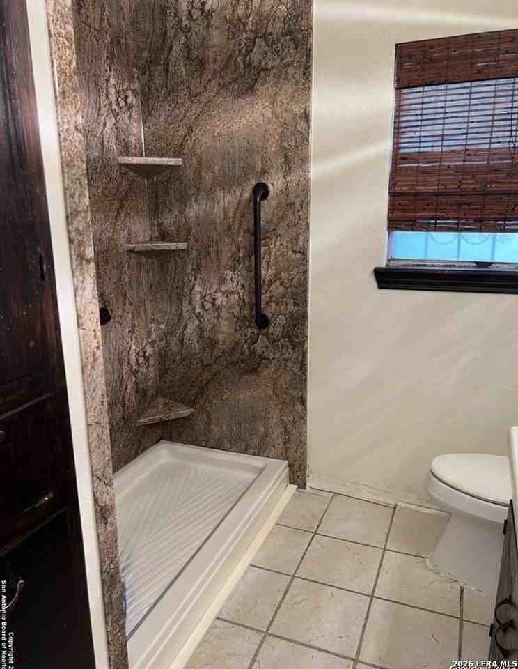 707 W Malone Ave - Photo 6 of 12