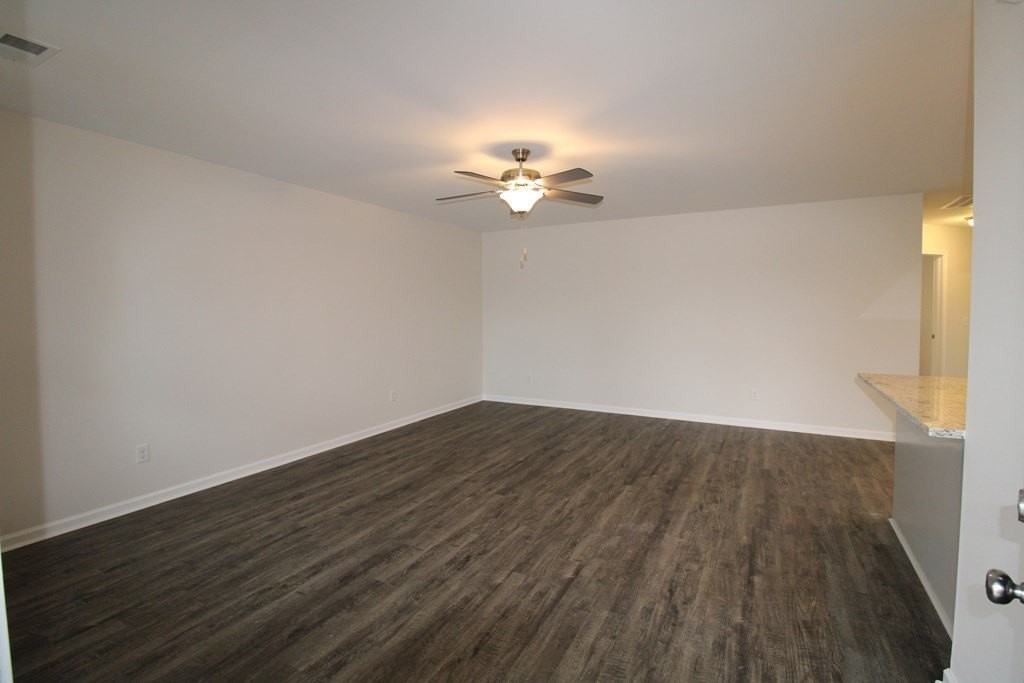 578 Brushwood Dr - Photo 3 of 24