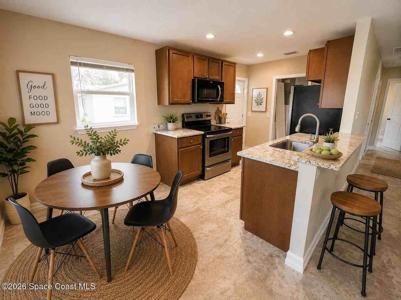 230 Crown Blvd - Photo 3 of 16