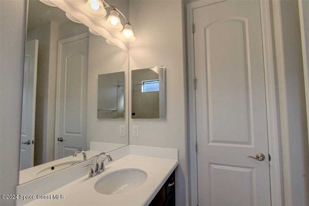 3267 Addison Dr - Photo 7 of 37