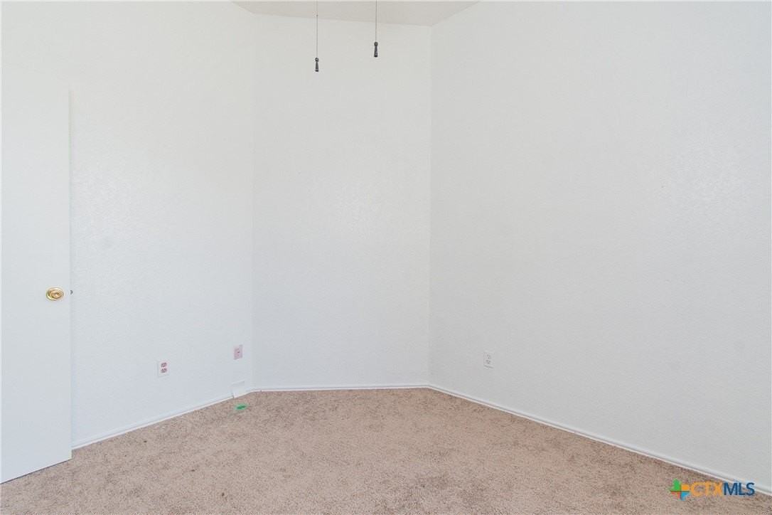 2406 Cactus Dr - Photo 7 of 18