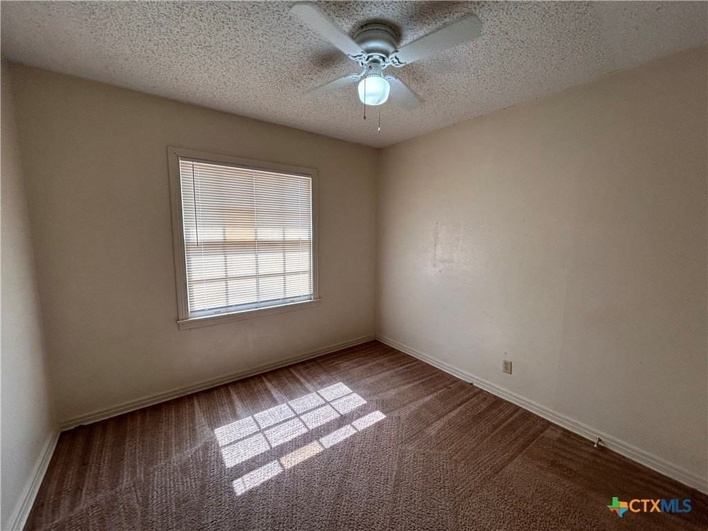 1601 Elkins Ave - Photo 7 of 7