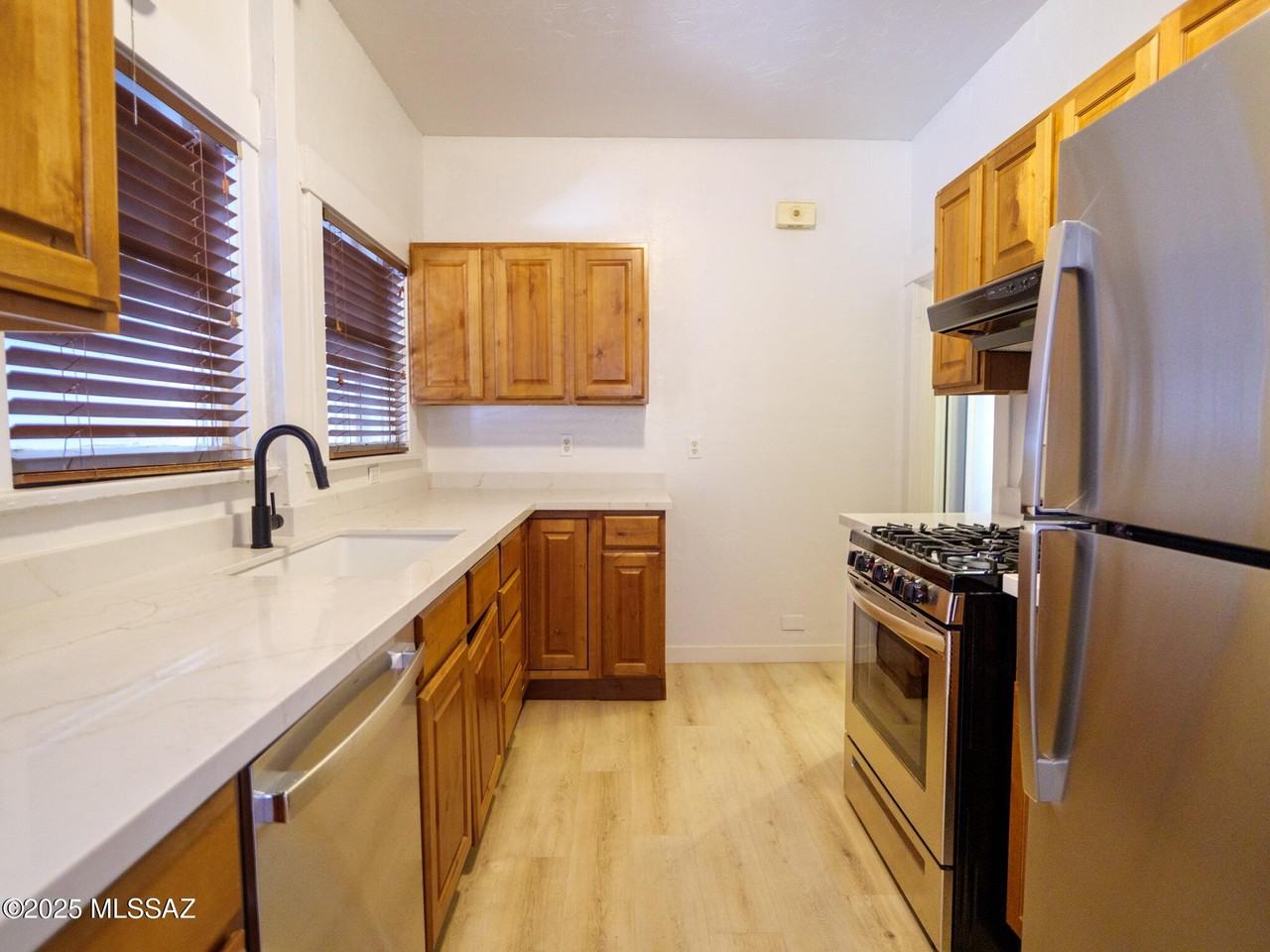 1315 N 2nd Ave - Photo 5 of 20