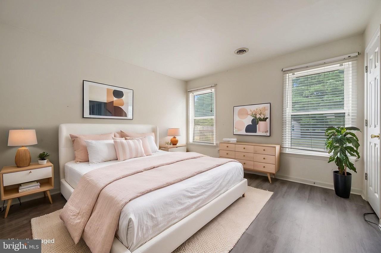 49 Winding Wood Dr - Photo 4 of 9