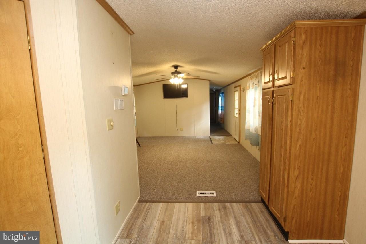 22927 Cypress Dr - Photo 5 of 18
