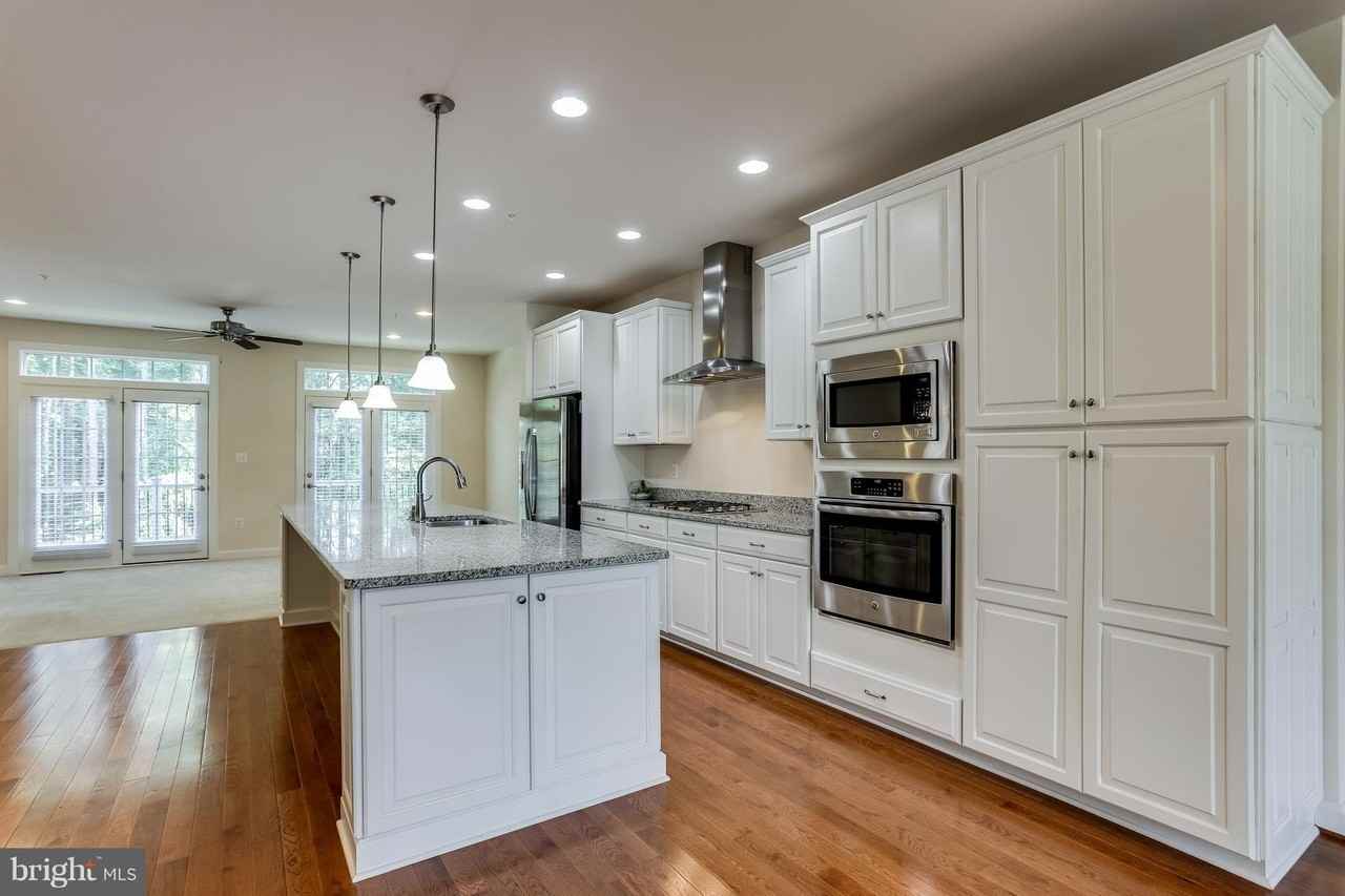 7872 Patterson Way - Photo 6 of 48