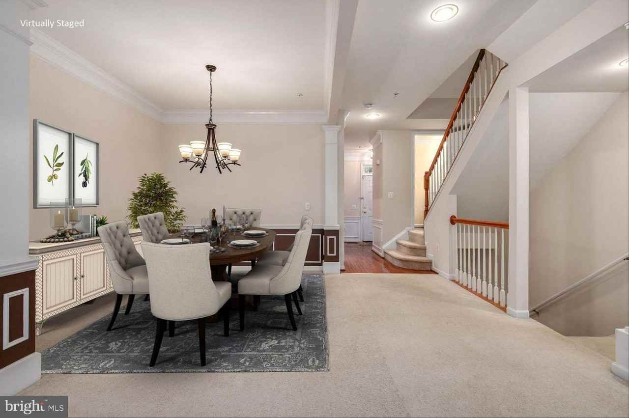 19421 Rayfield Dr - Photo 7 of 45