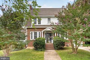 featured image of 4705 Hunt Ave