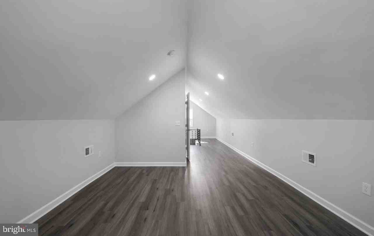 4707 Tuckerman St - Photo 7 of 16