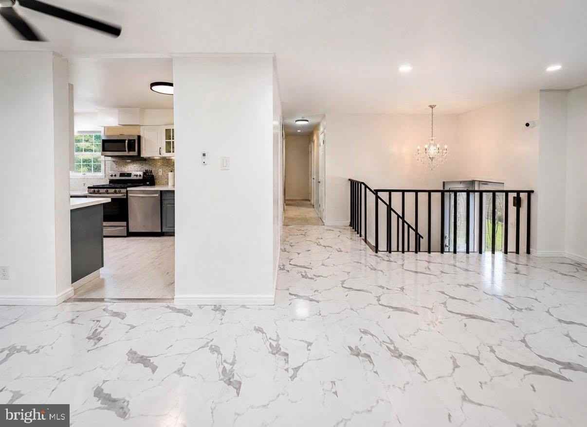 610 Ogden Dr - Photo 2 of 15