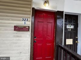 featured image of 323 Vine St E #B