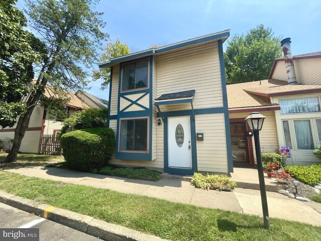 1 Dover Ct - Photo 2 of 12