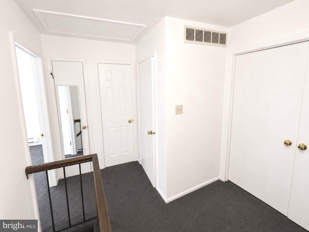 1 Dover Ct - Photo 7 of 12