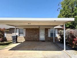featured image of 2417 Rustic Dr #1