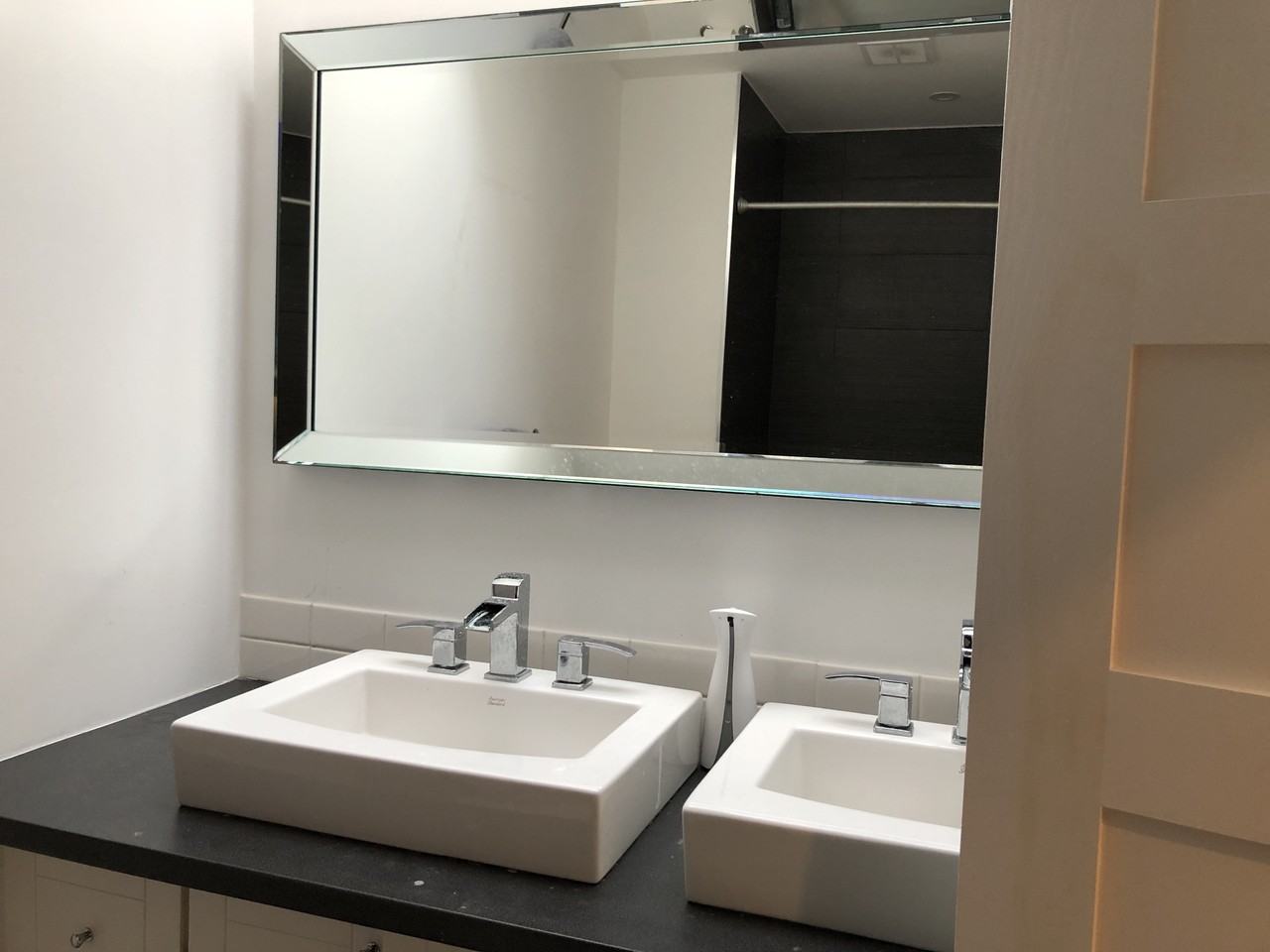 5321 Chemin Queen Mary - Photo 6 of 19